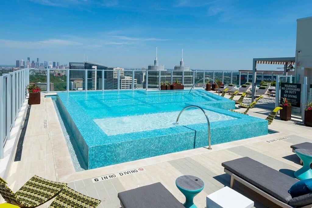 Medcenter Vacation Glasspad Skyline Views, 1 Free Prking Spot, Sleeps 4, Ask For Rental Car Option Houston Exteriér fotografie